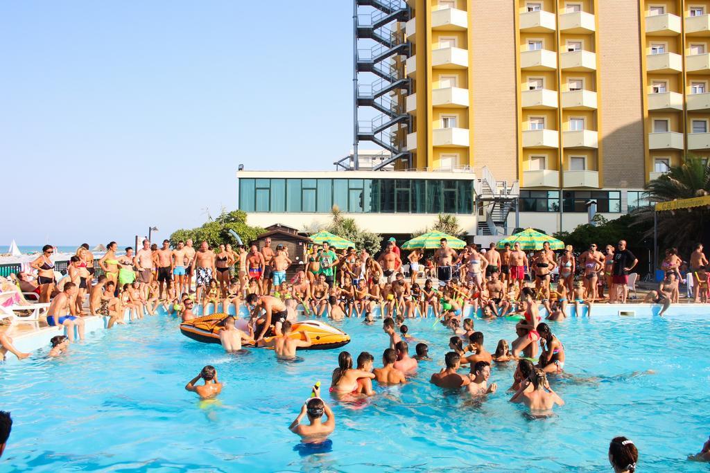 Grand Eurhotel Montesilvano Marina Exteriér fotografie